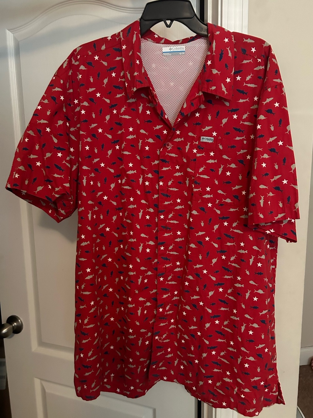 Columbia Red Short-Sleeve Button-Down with Fish & Star Print